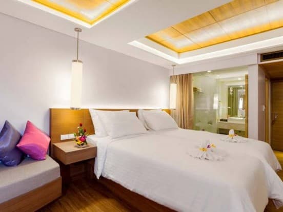 «Beyond Resort Karon»