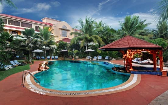 «Joecons Beach Resort»