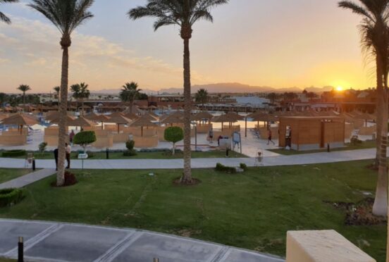 SUNRISE ROYAL MAKADI AQUA RESORT